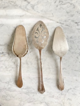 Posrebrzana łopatka do ciasta