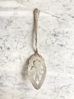 Platerowana ozdobna łopatka do ciasta