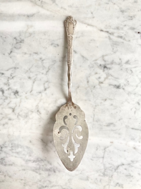 Platerowana ozdobna łopatka do ciasta